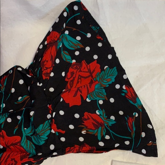 ❌DONATED❌Black Floral Polka Dot Print Tie Waist Top - Picture 6 of 9